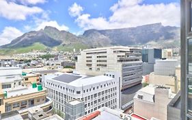 Mutual Heights - City Centre Apartments Cape Town